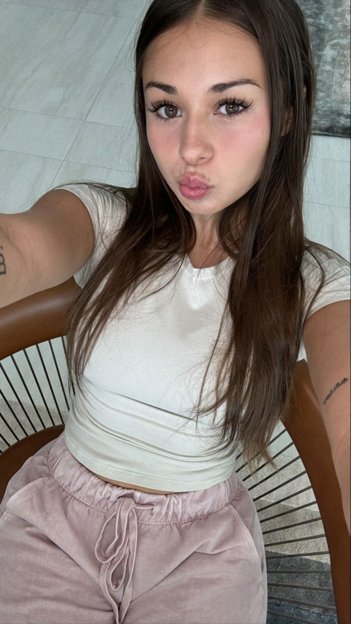 sophieraiin snapchat image archive image