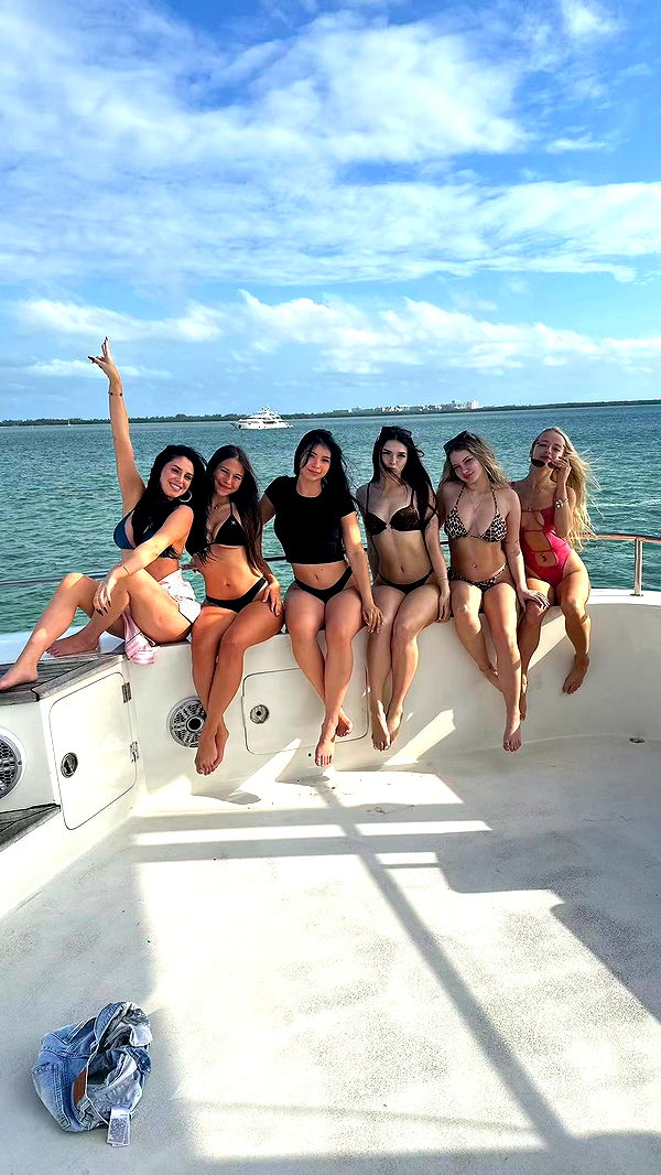 sophieraiin image ~ Altpins