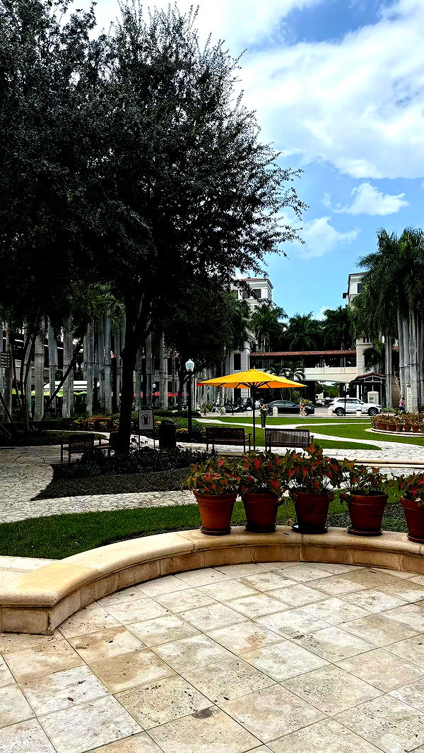 sophieraiin image ~ Altpins