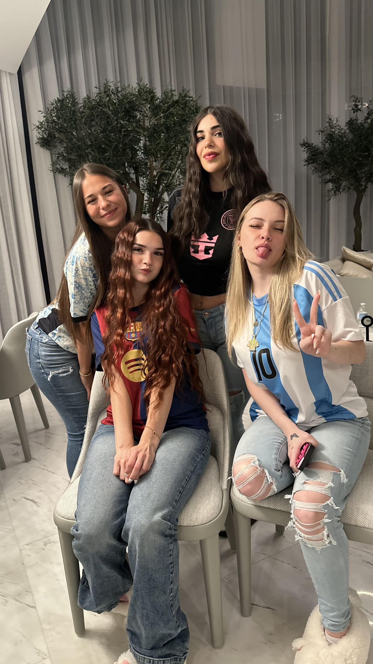 sophieraiin snapchat image archive image