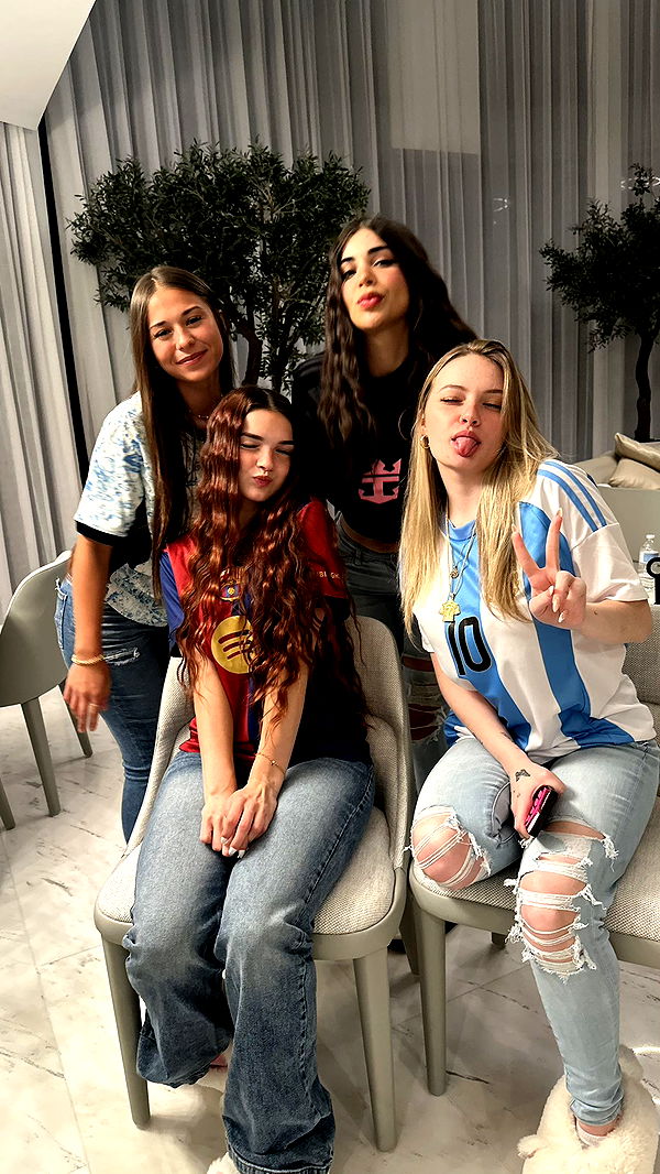 sophieraiin image ~ Altpins