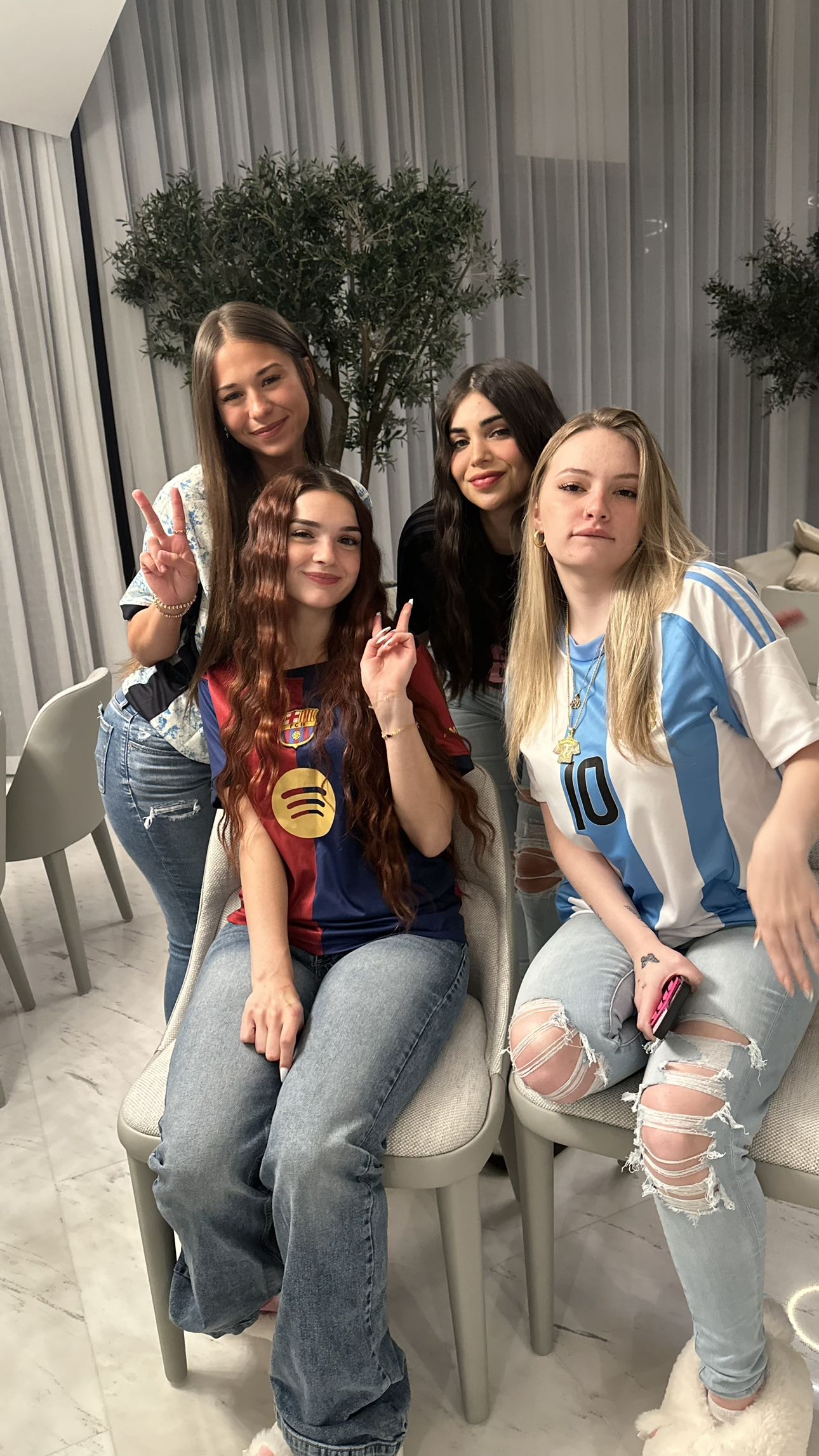 sophieraiin snapchat image archive image