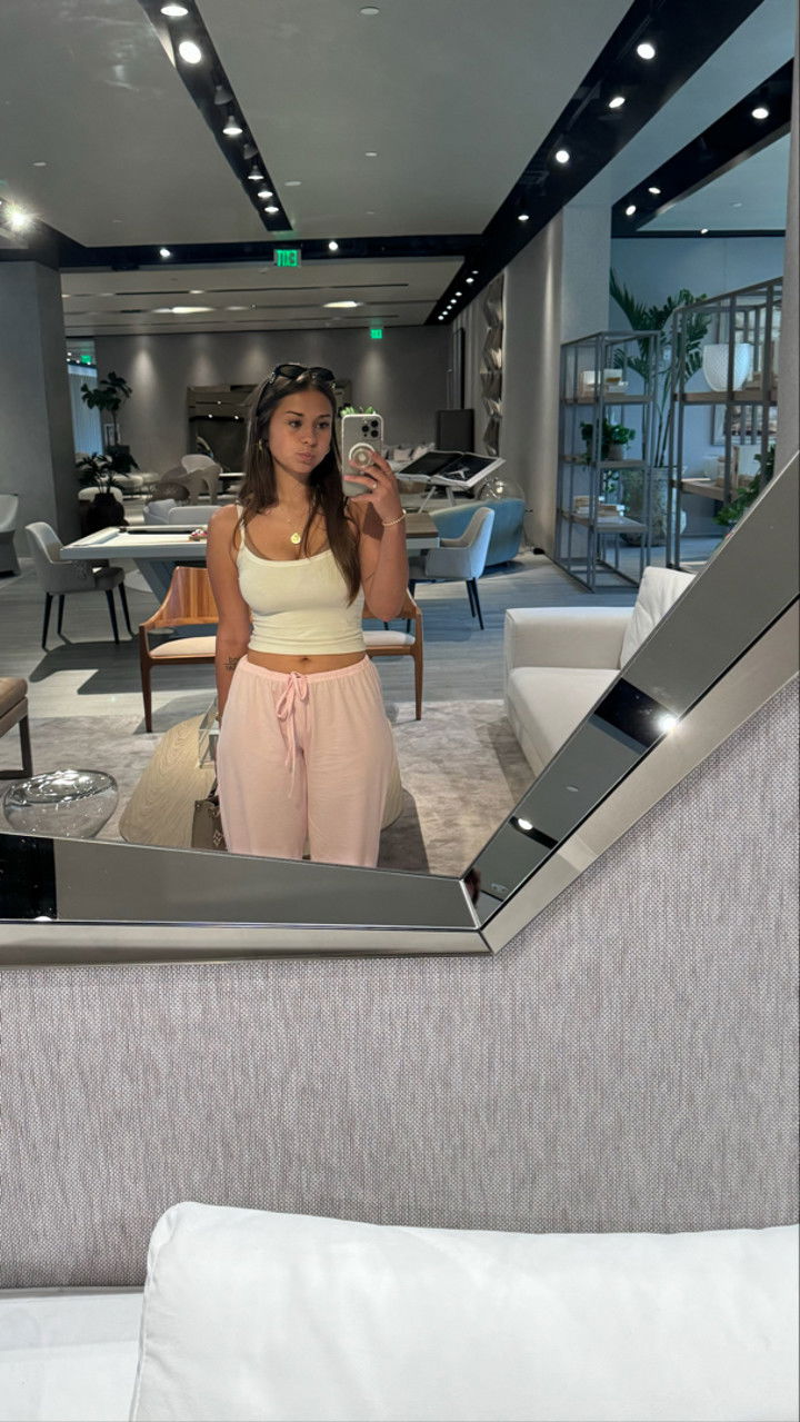 sophieraiin snapchat image archive image