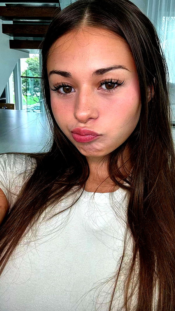 sophieraiin image ~ Altpins