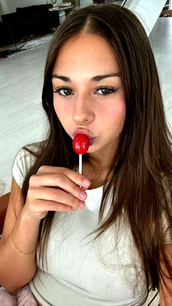 sophieraiin image ~ Altpins