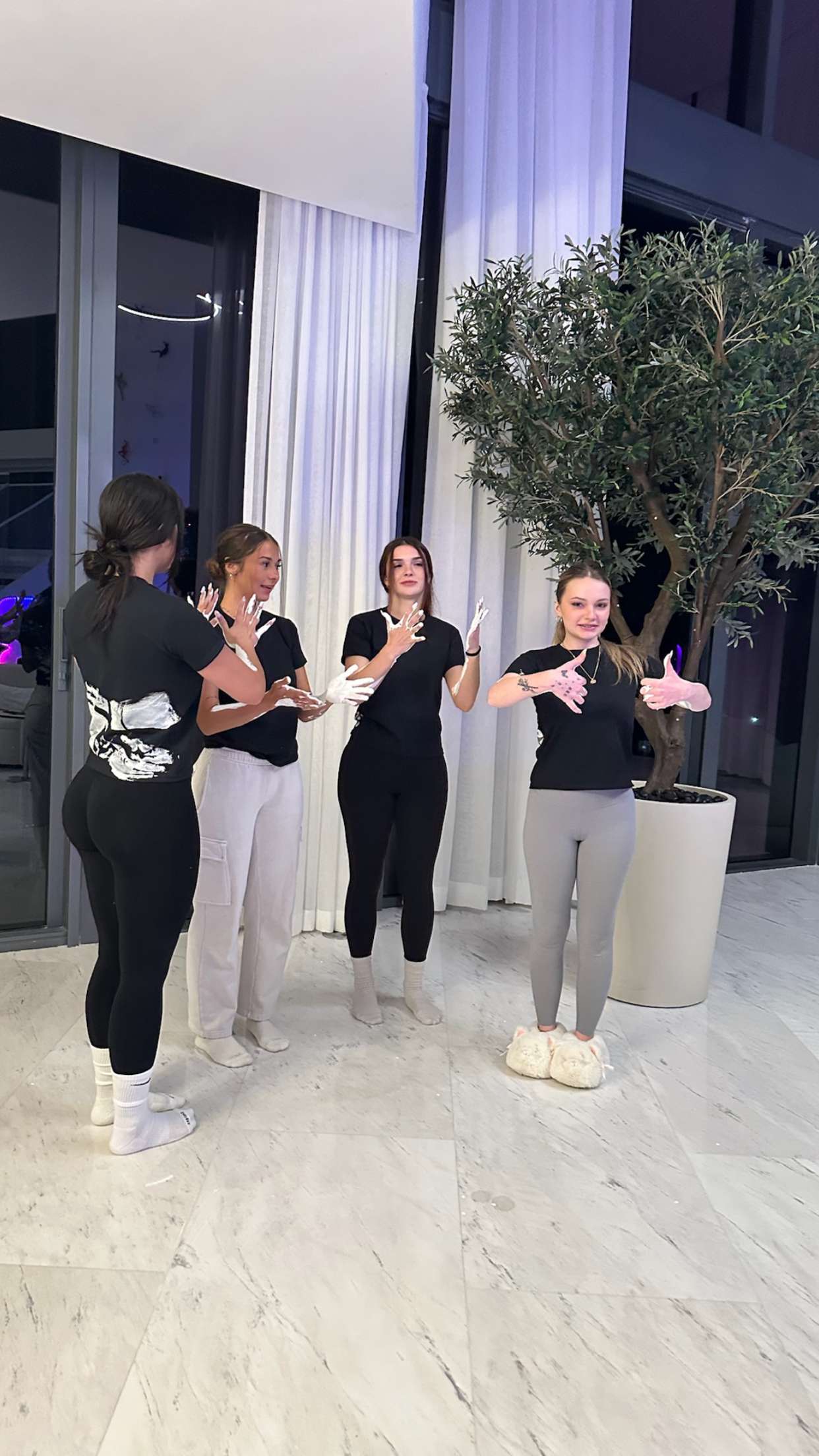 sophieraiin snapchat image archive image