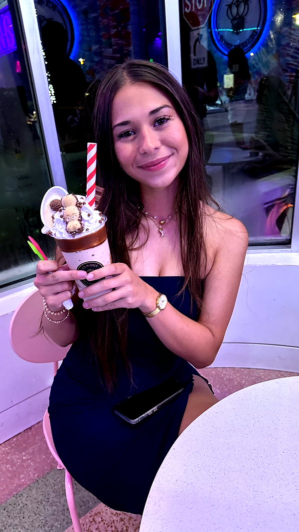 sophieraiin snapchat image archive image