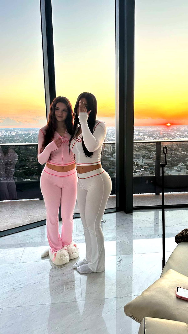 sophieraiin snapchat image archive image
