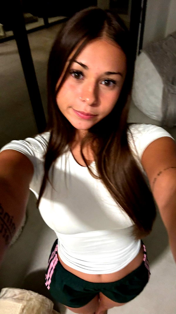 sophieraiin snapchat image archive image