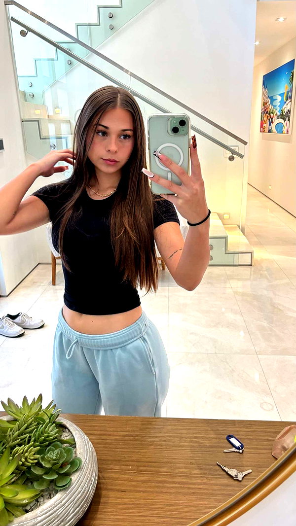 sophieraiin snapchat image archive image