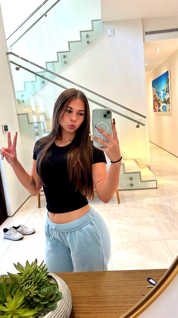 sophieraiin snapchat image archive image
