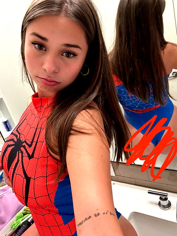 sophieraiin snapchat image archive image