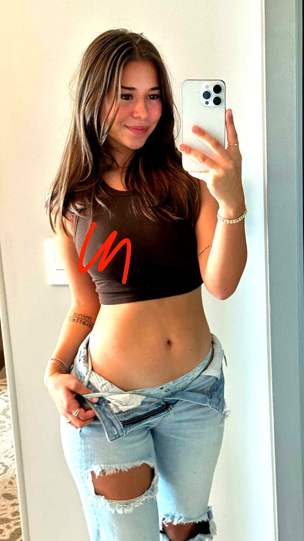 sophieraiin snapchat image archive image
