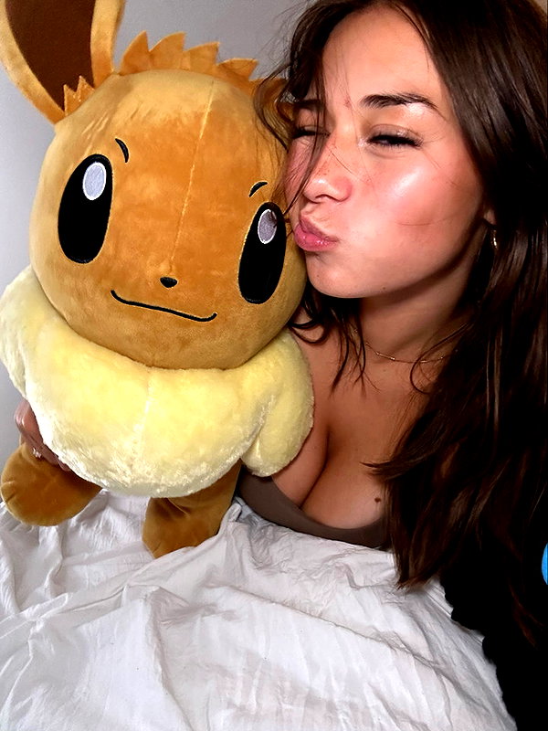 sophieraiin snapchat image archive image