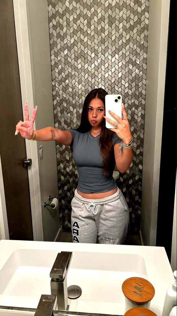 sophieraiin snapchat image archive image