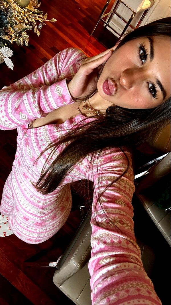 sophieraiin snapchat image archive image