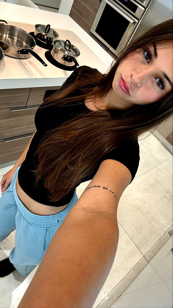 sophieraiin snapchat image archive image