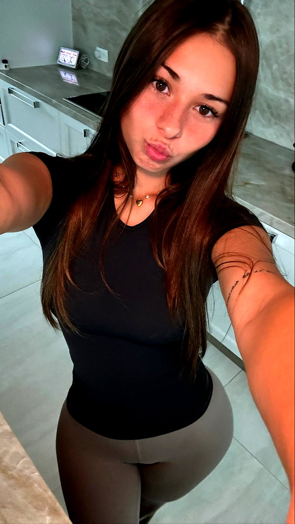 sophieraiin snapchat image archive image