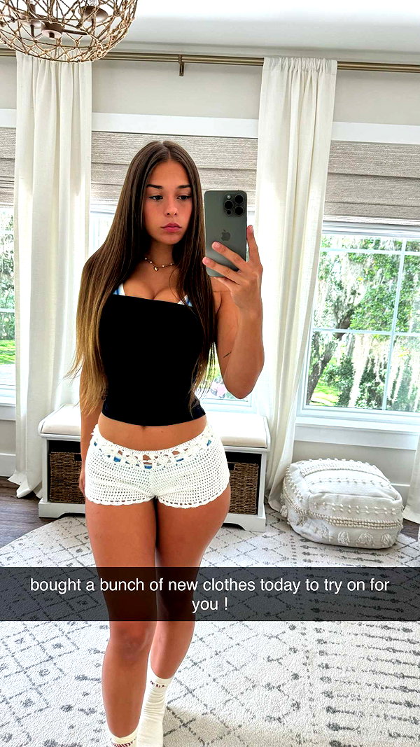 sophieraiin snapchat image archive image
