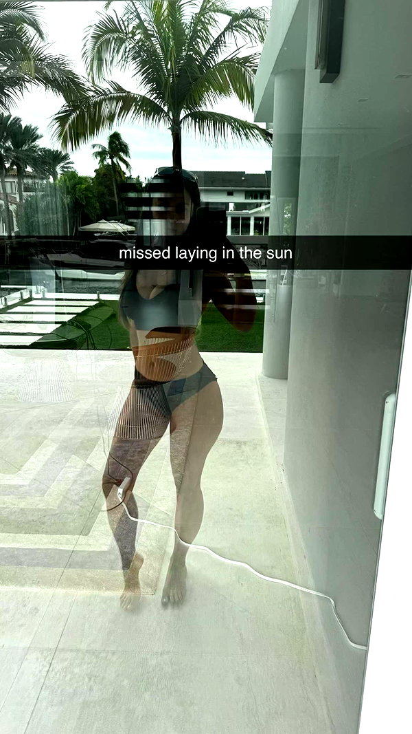 sophieraiin snapchat image archive image