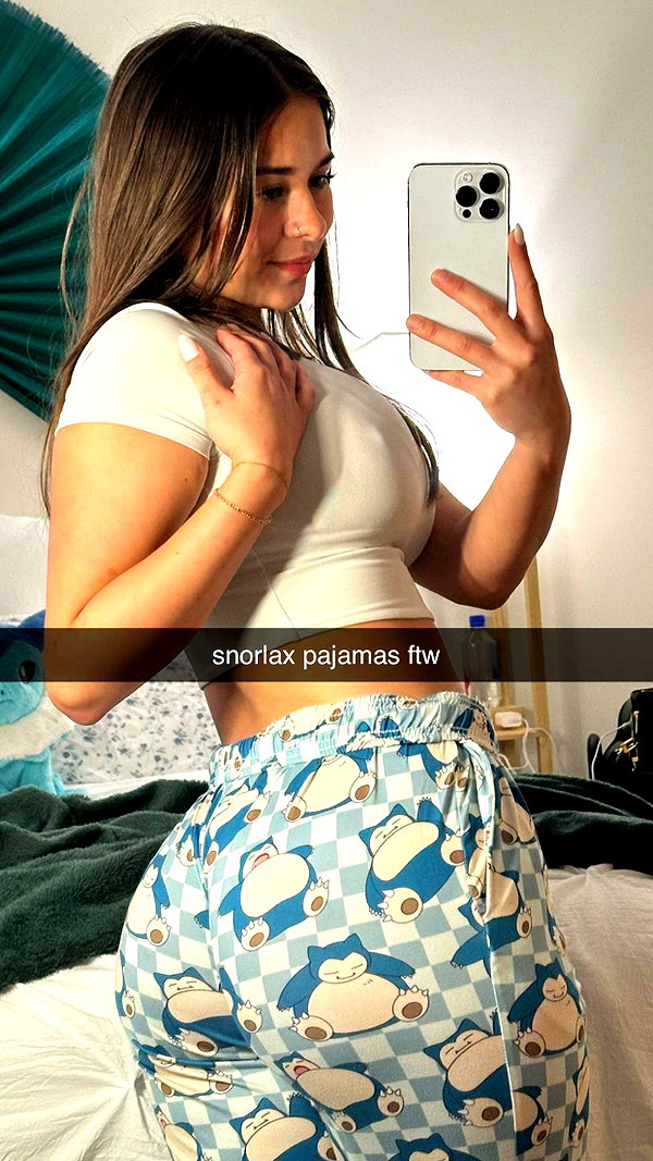 sophieraiin snapchat image archive image