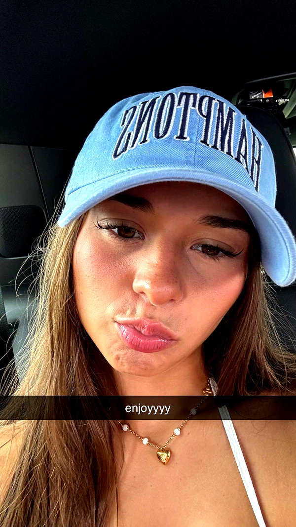 sophieraiin snapchat image archive image