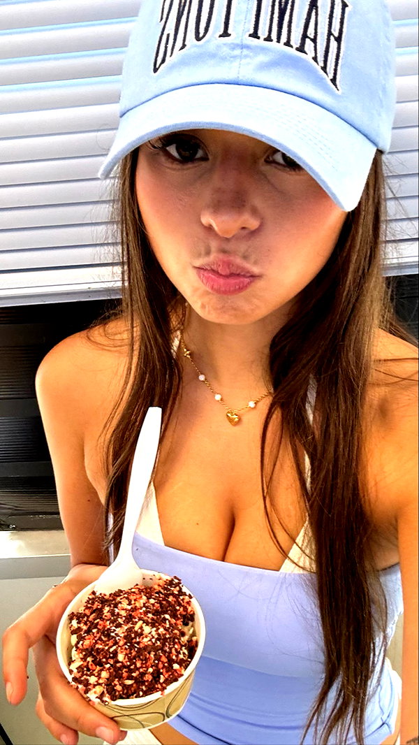 sophieraiin snapchat image archive image