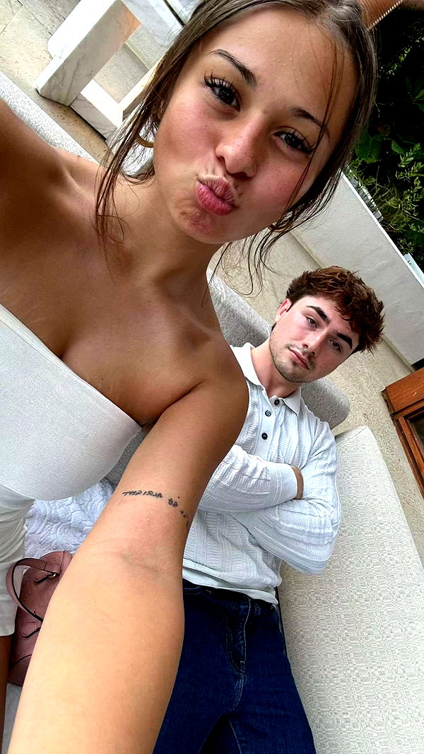 sophieraiin snapchat image archive image