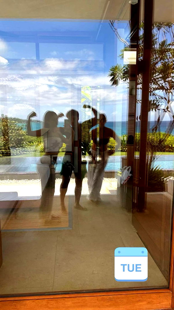 sophieraiin snapchat image archive image