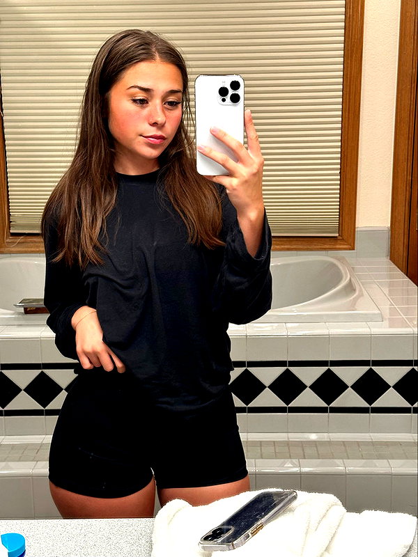 sophieraiin snapchat image archive image