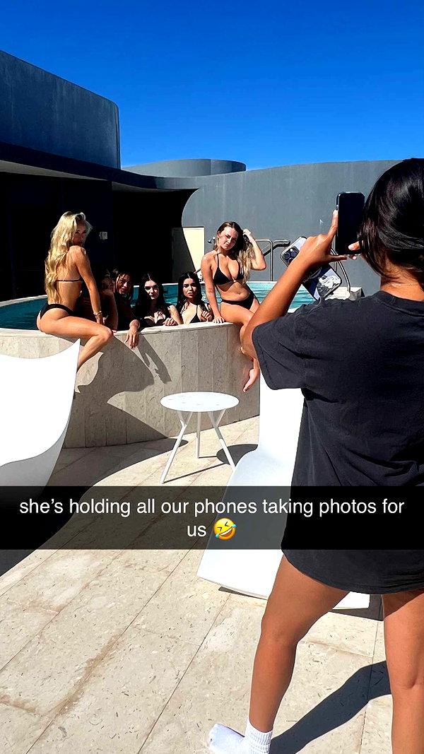 sophieraiin snapchat image archive image