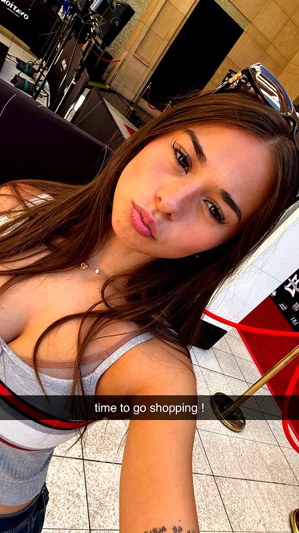sophieraiin snapchat image archive image