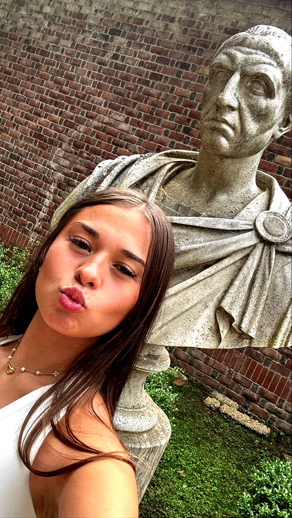 sophieraiin image ~ Altpins