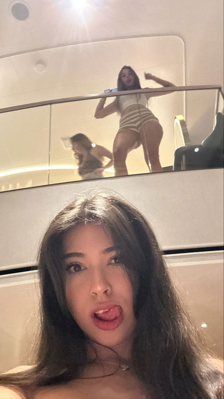 sophieraiin snapchat image archive image