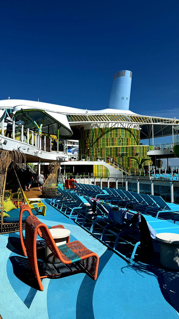 sophieraiin image ~ Altpins