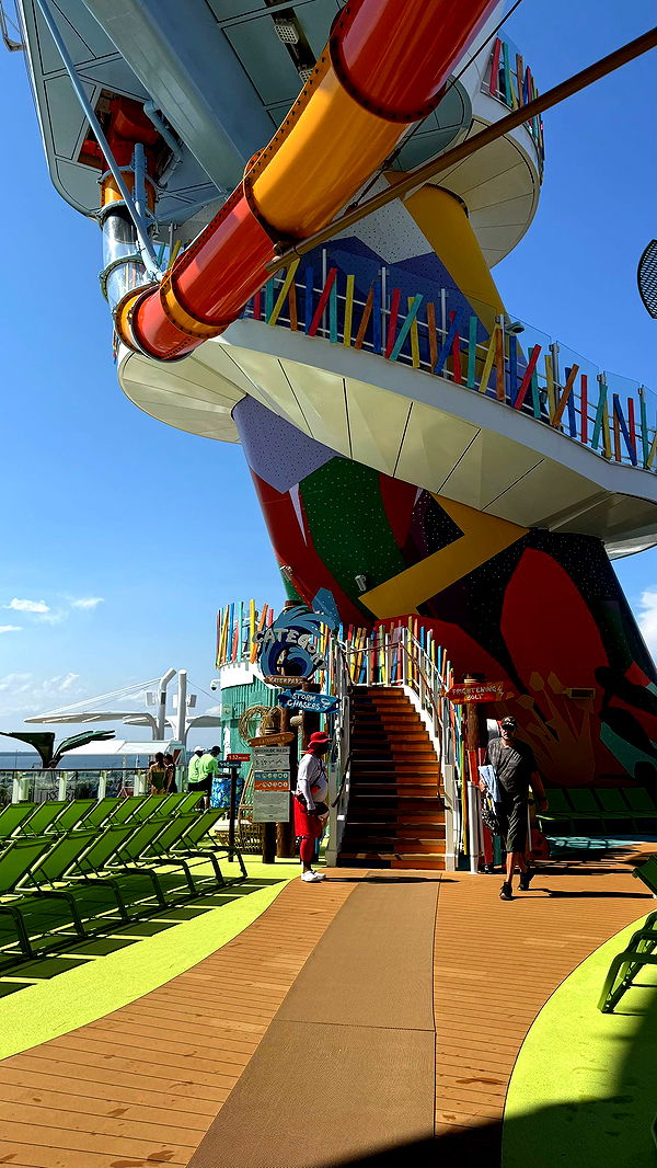 sophieraiin image ~ Altpins