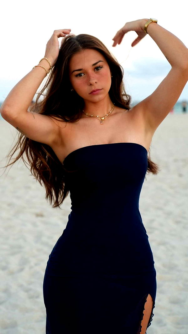 sophieraiin image ~ Altpins