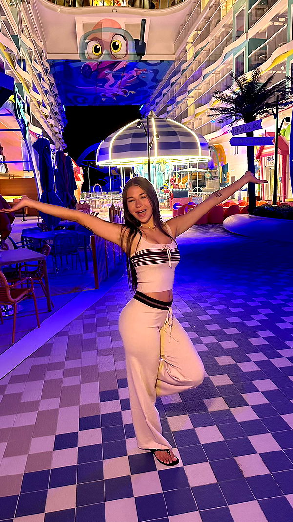 sophieraiin image ~ Altpins