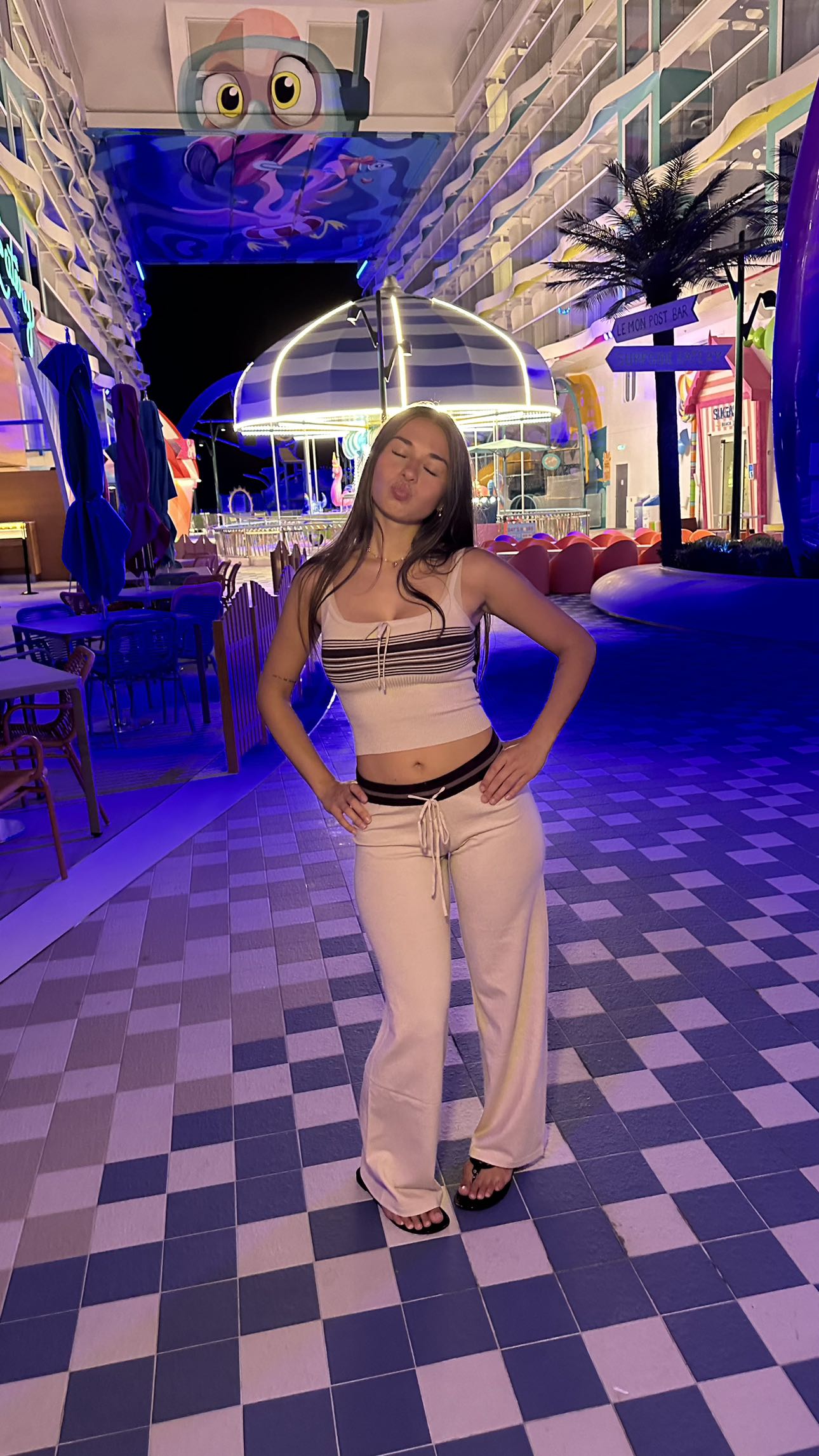 sophieraiin snapchat image archive image