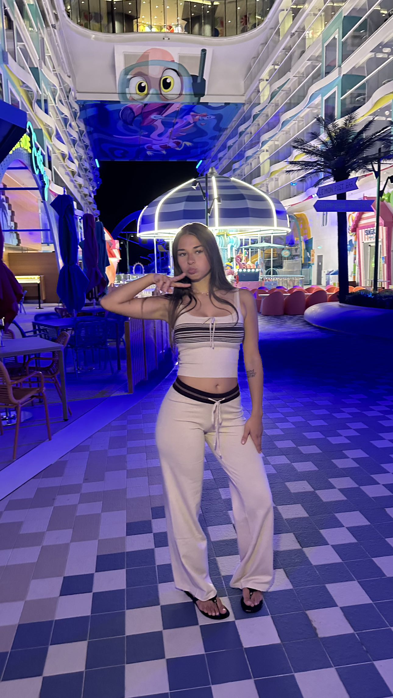 sophieraiin snapchat image archive image