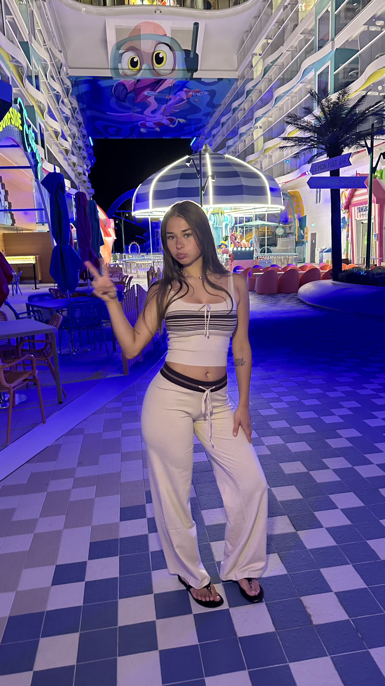 sophieraiin snapchat image archive image