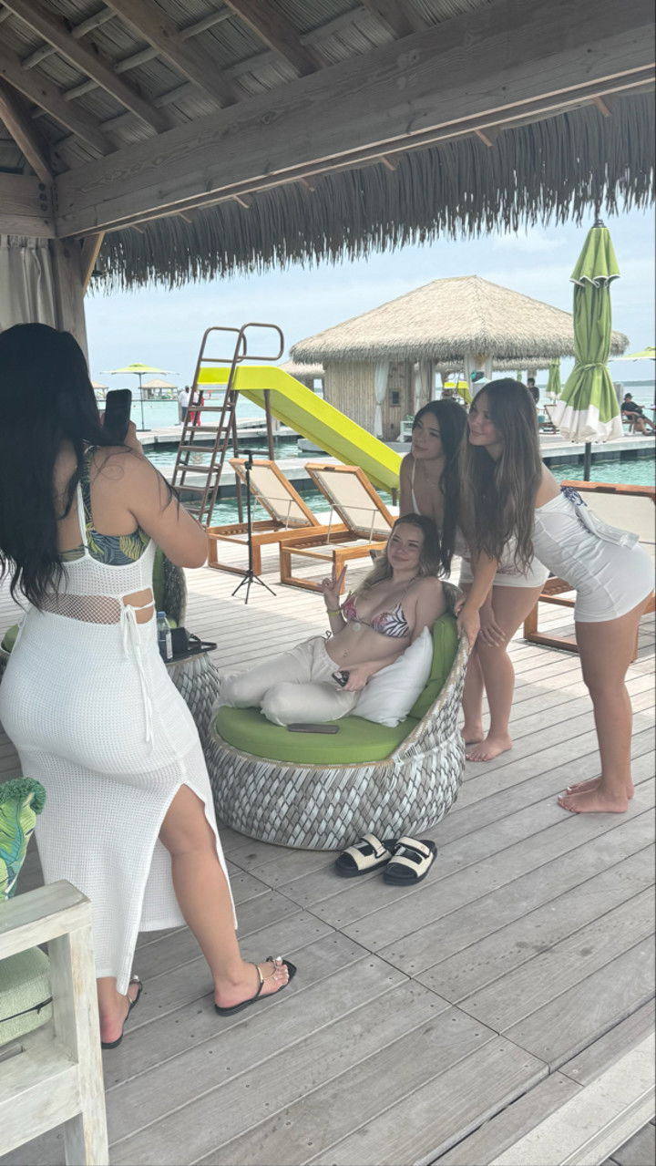 sophieraiin snapchat image archive image