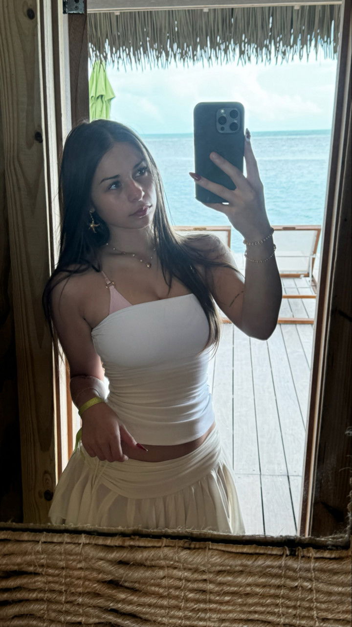 sophieraiin snapchat image archive image