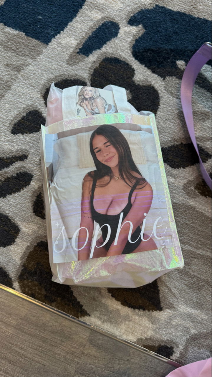 sophieraiin snapchat image archive image