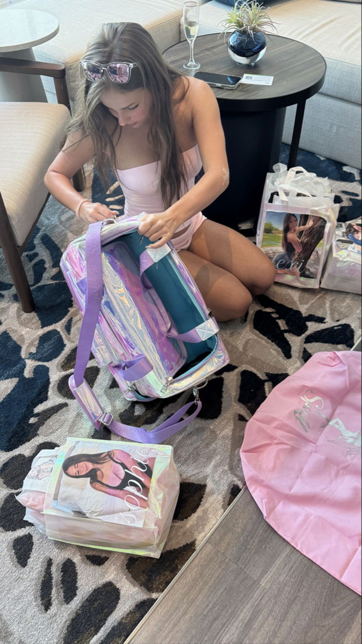 sophieraiin snapchat image archive image