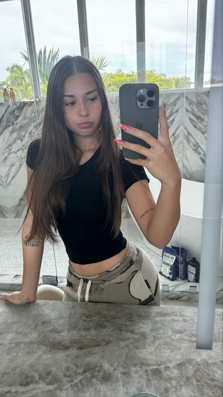 sophieraiin snapchat image archive image