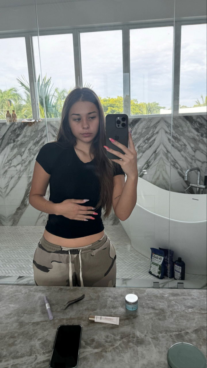 sophieraiin snapchat image archive image