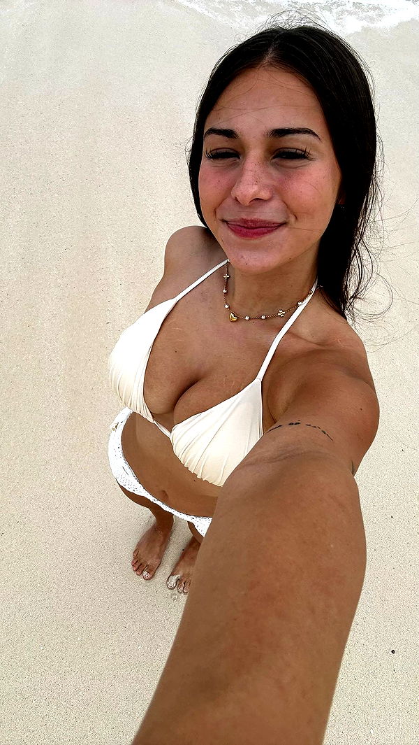 sophieraiin image ~ Altpins