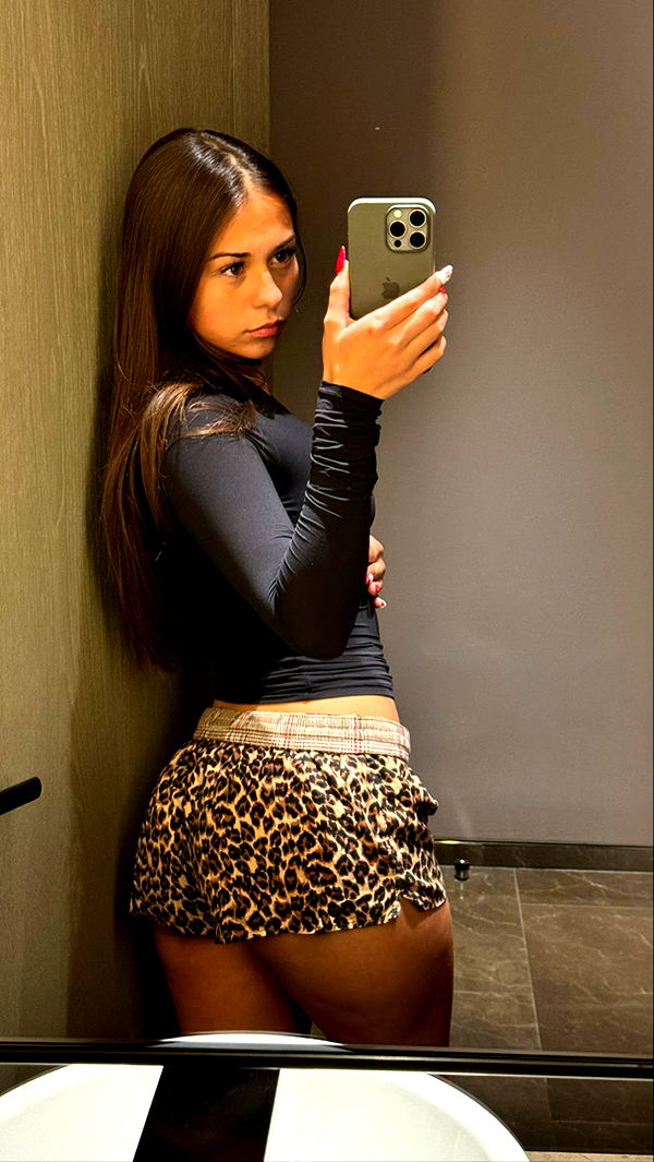 sophieraiin image ~ Altpins