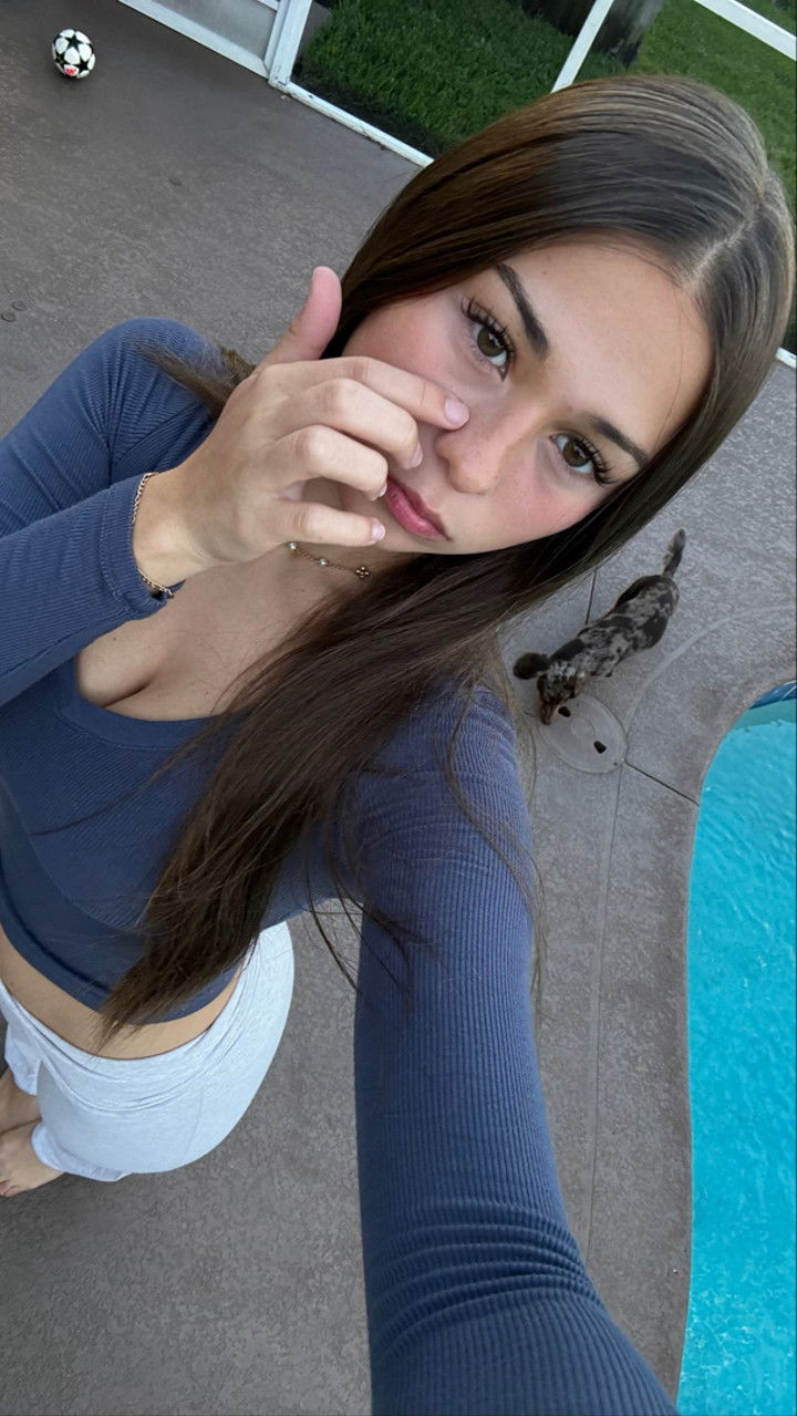 sophieraiin snapchat image archive image